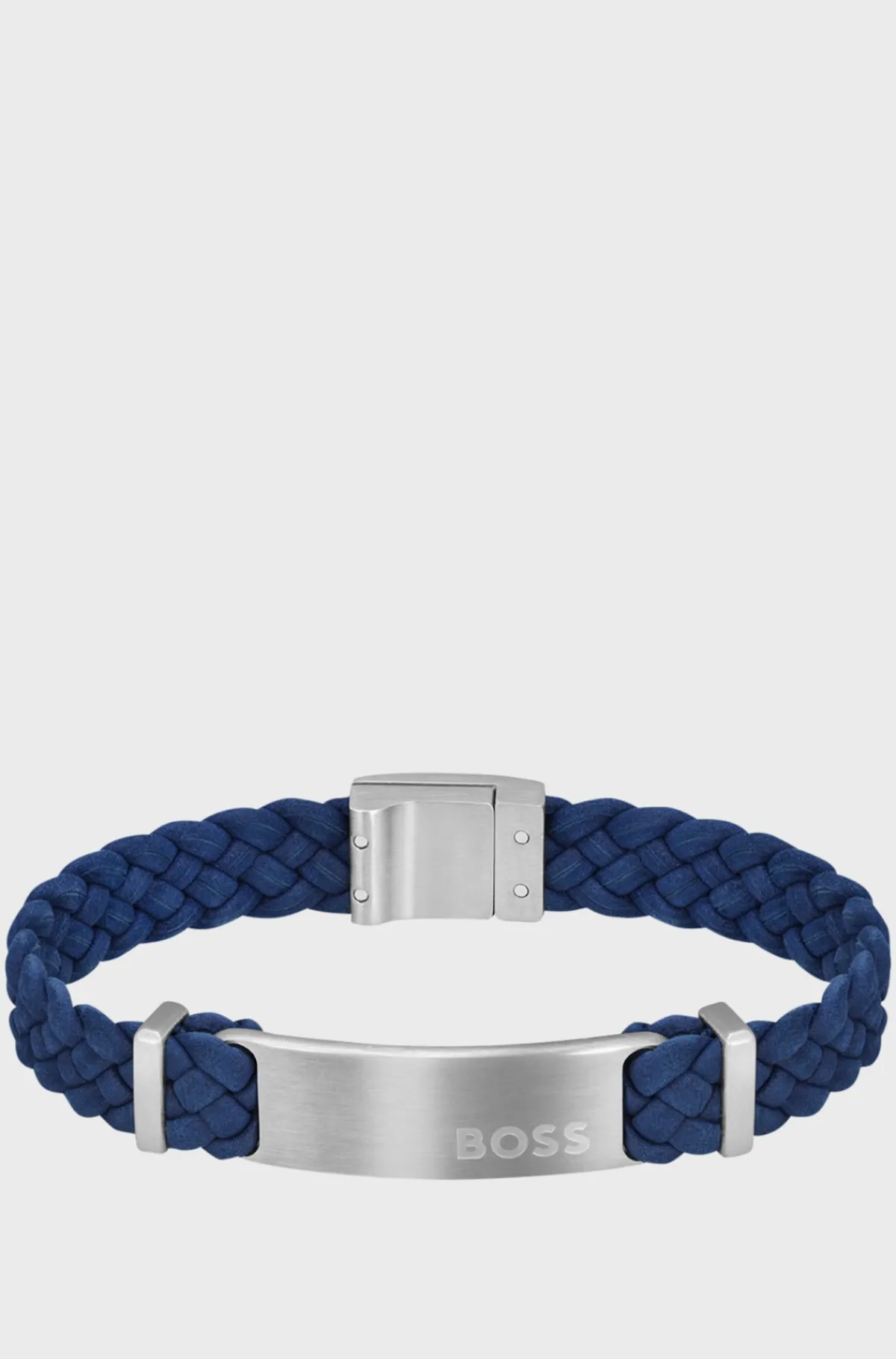 armbnd_i_blt_flettet_ruskind_med_logoplade_0.webp HUGO BOSS Armbånd I t Flettet Ruskind Med Logoplade Blå Store