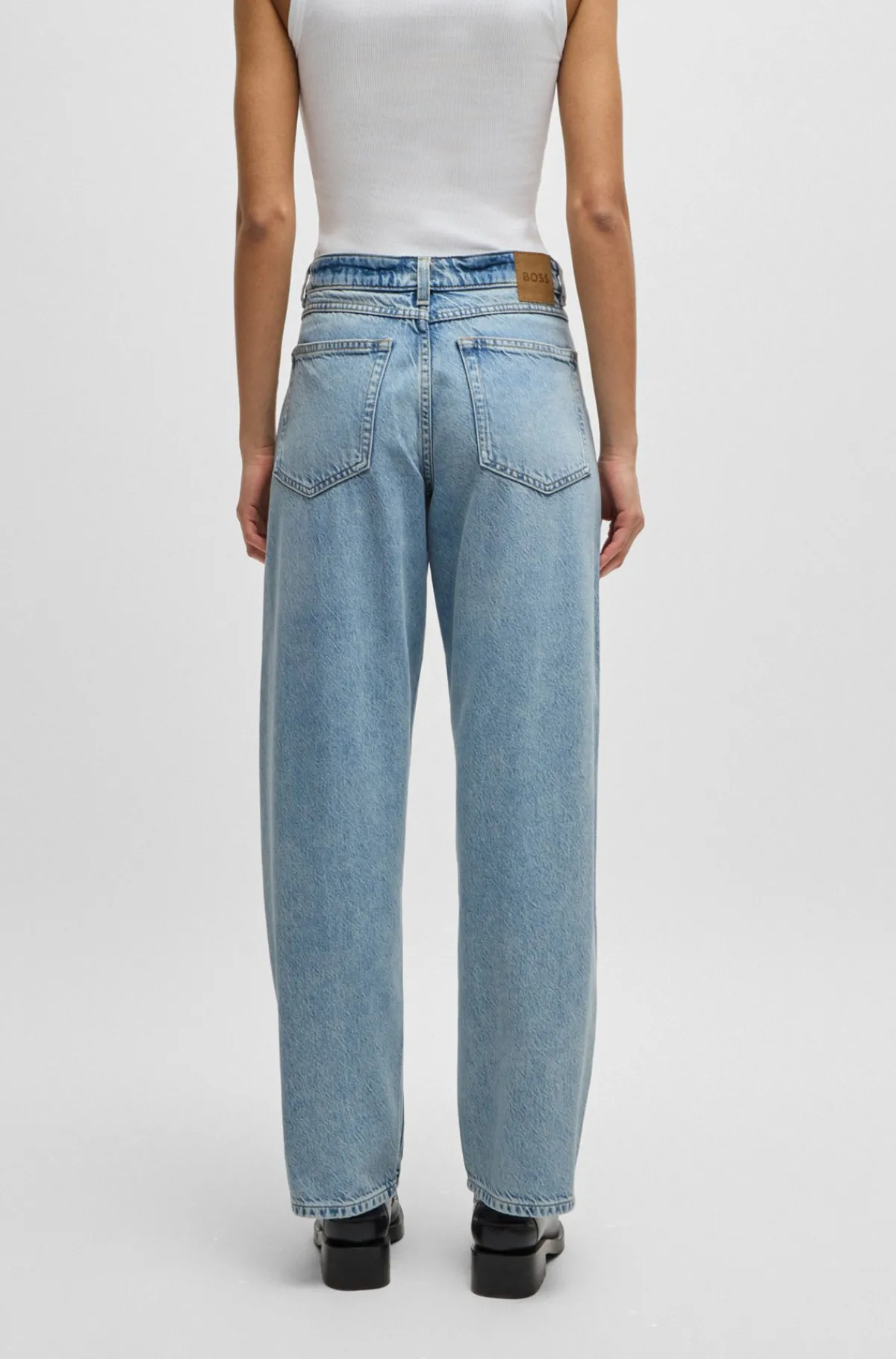 balloonjeans_i_lysebl_denim_3.webp HUGO BOSS Balloonjeans I Denim Lyseblå Store