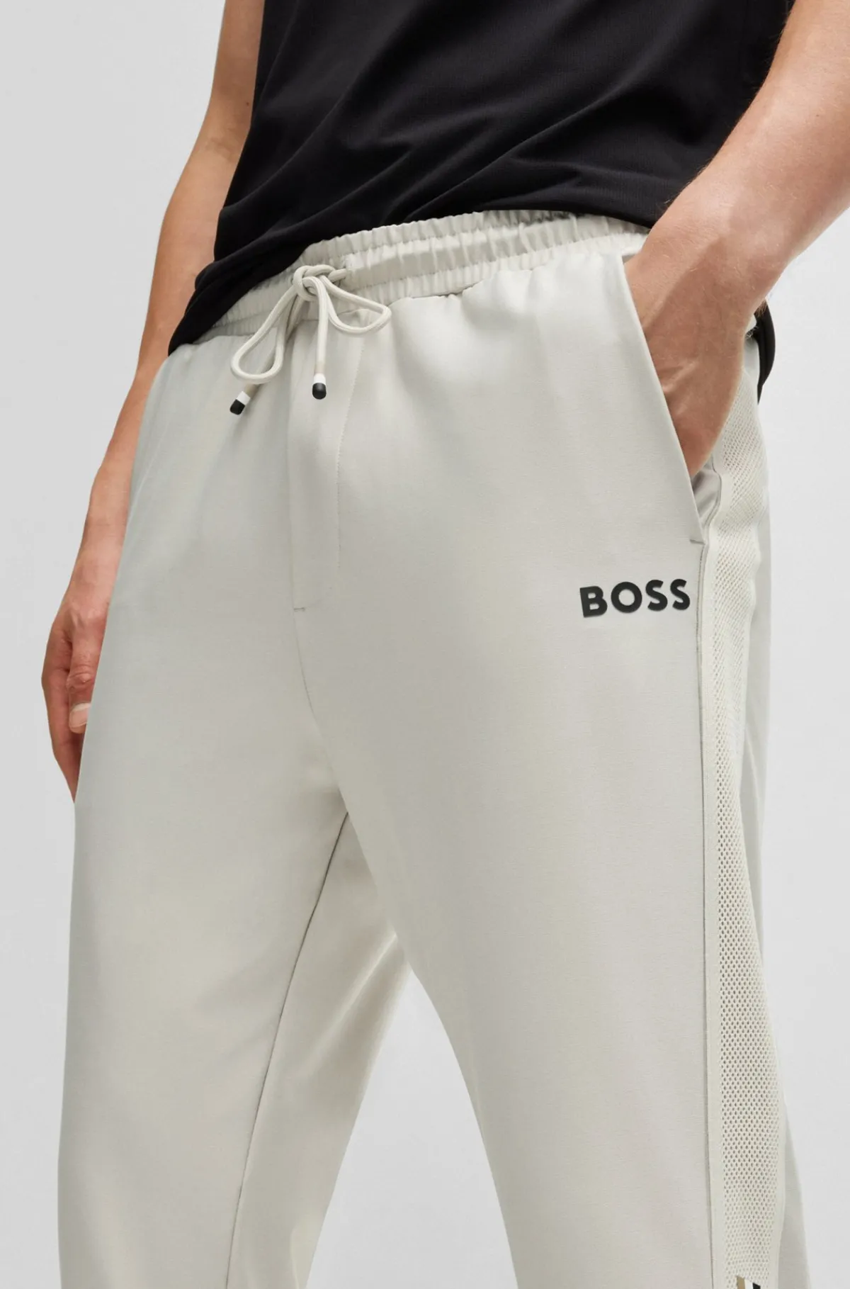 boss_x_matteo_berrettinitracksuitbukser_med_kontrastkantbnd_og_branding_2-1.webp HUGO BOSS BOSS X Matteo Berrettini-tracksuit-bukser Med Kontrastkantbånd Og Branding Naturlig Shop