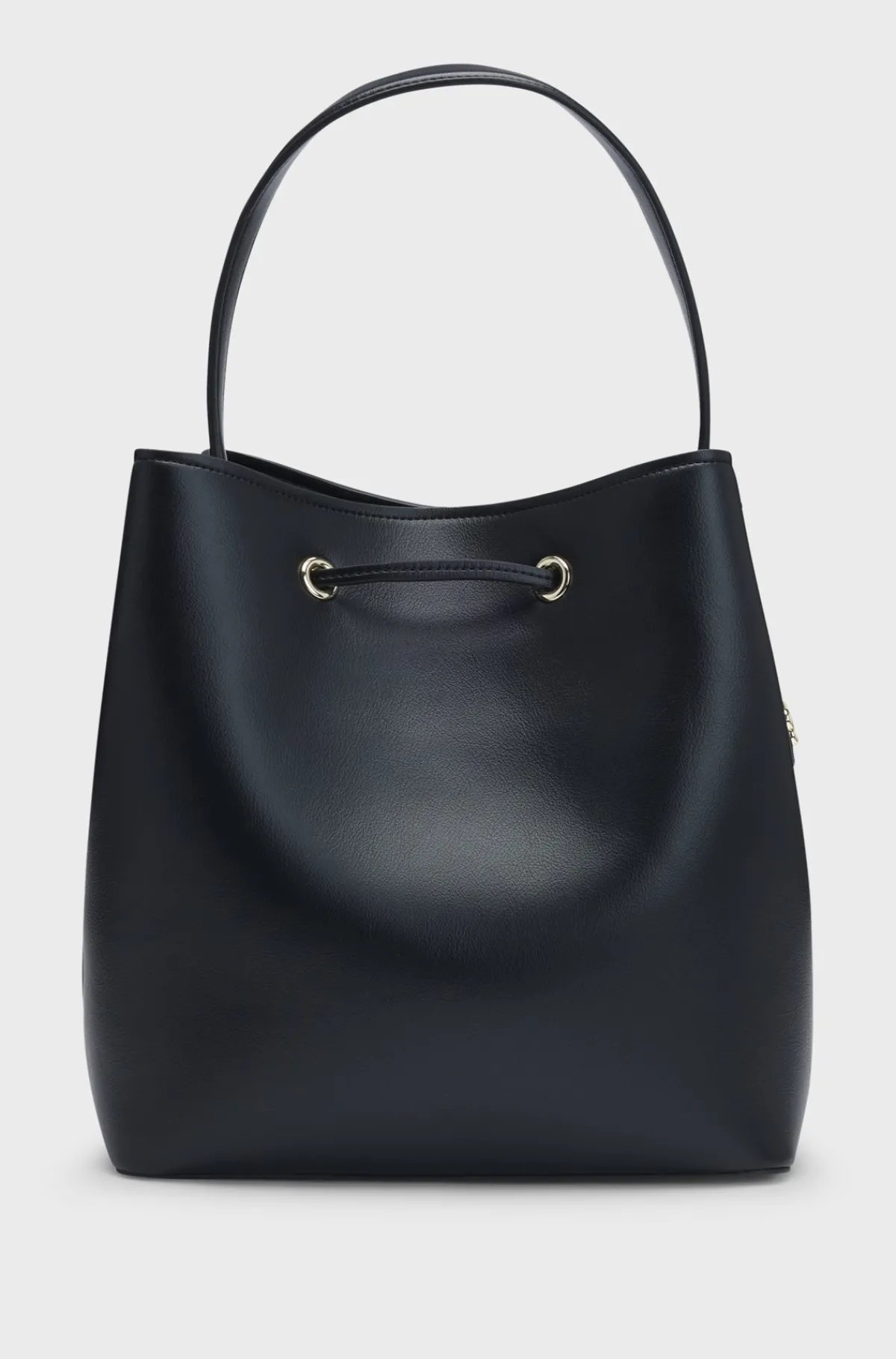 bucket_bag_i_imiteret_lder_med_dobbelt_bmonogram_3.webp HUGO BOSS Bucket Bag I Imiteret Læder Med Dobbelt B-monogram Sort Cheap