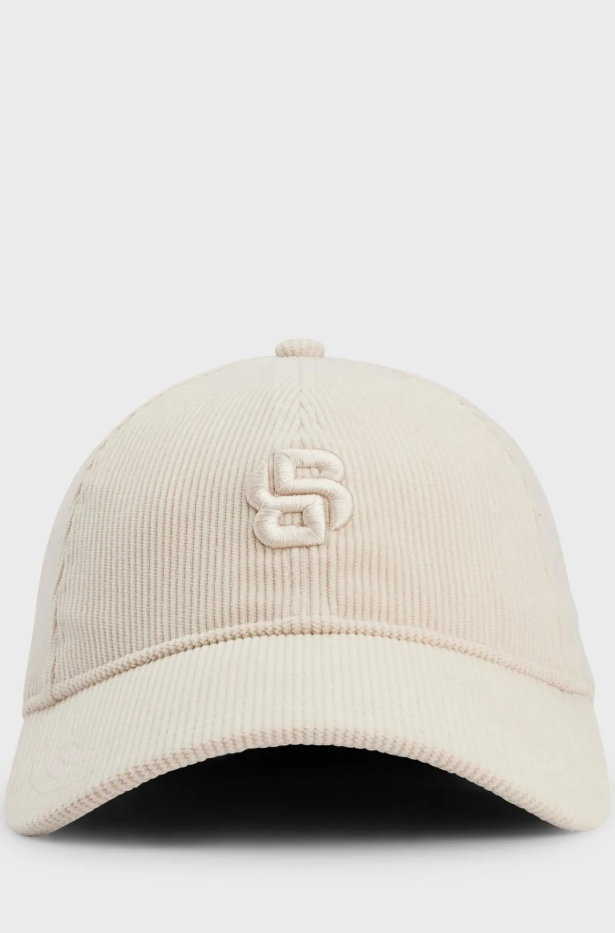 fljlskasket_med_broderet_double_bmonogram_3-1.webp HUGO BOSS Fløjlskasket Med Broderet Double B-monogram Lys beige Cheap