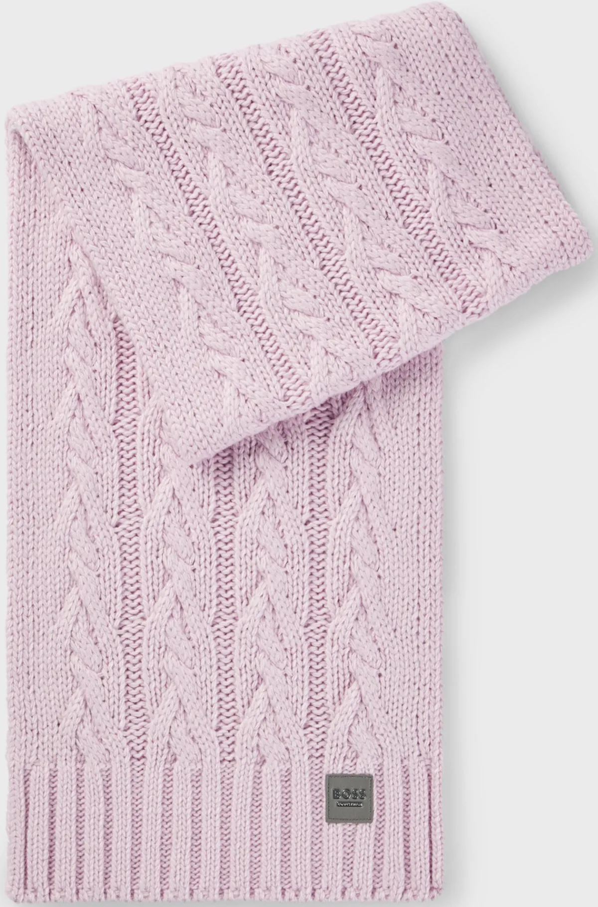 kabelstrikket_trklde_med_logomrkat_til_hestesport_0.webp HUGO BOSS Kabelstrikket Tørklæde Med Logomærkat Til Hestesport Lyslilla Fashion